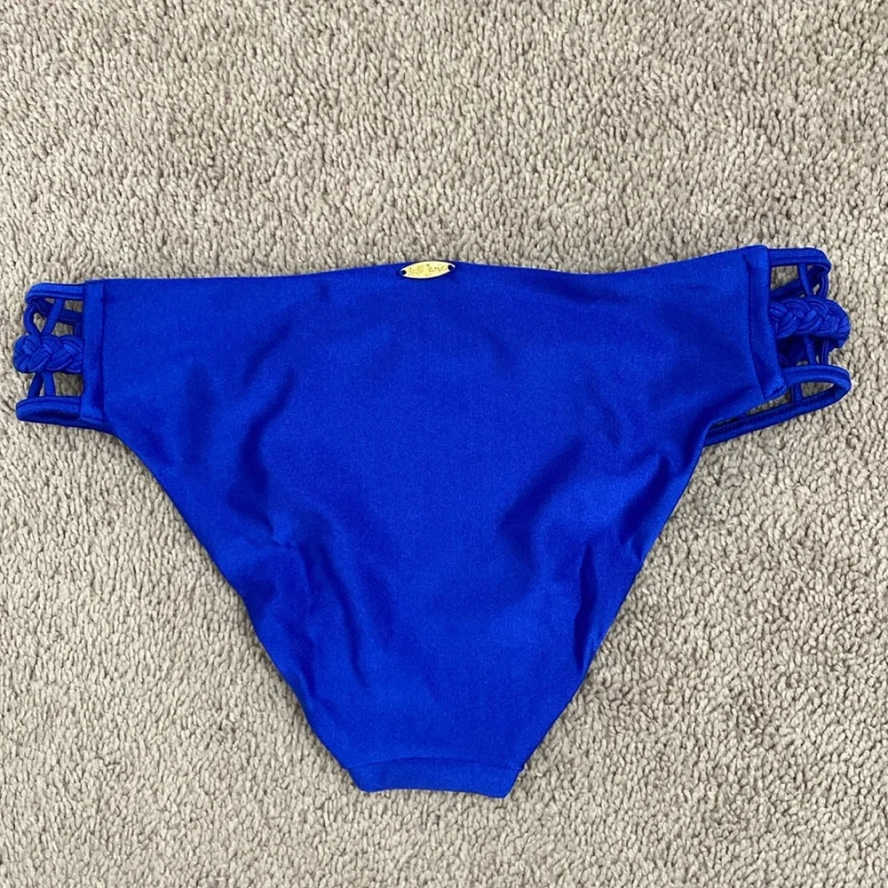 Luli Fama Kiss The Wave Triangle Top And Strings To Braid Full Bottom Size XS - Picture 8 of 15